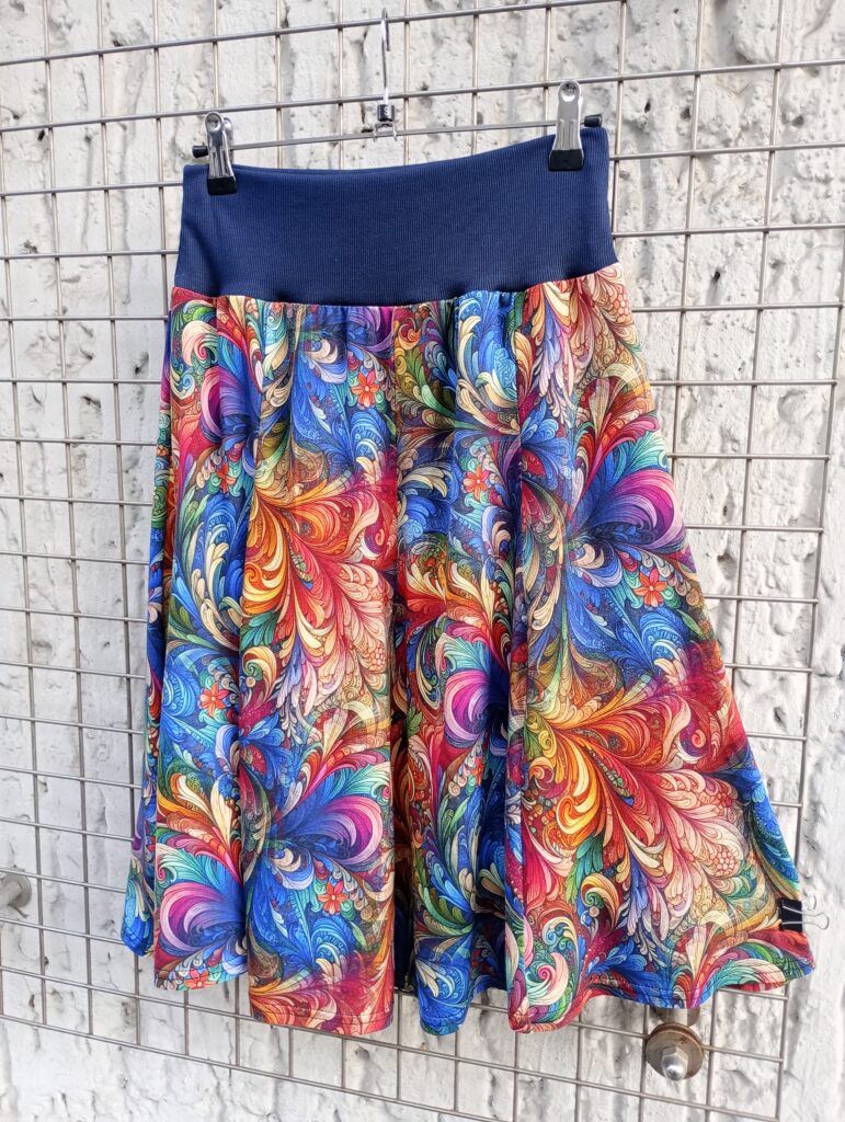Sommerrock Federn bunt, handmade